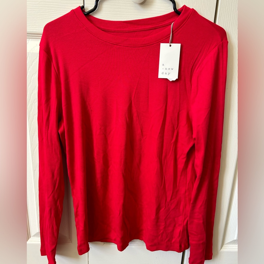NWT. A New Day sleep top size large